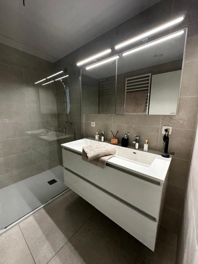 Apartment Sky Tower One